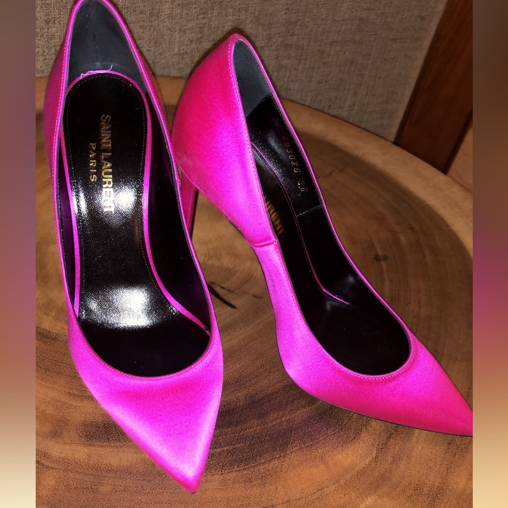 Saint Laurent bright pink shoes size 6.5 barely worn